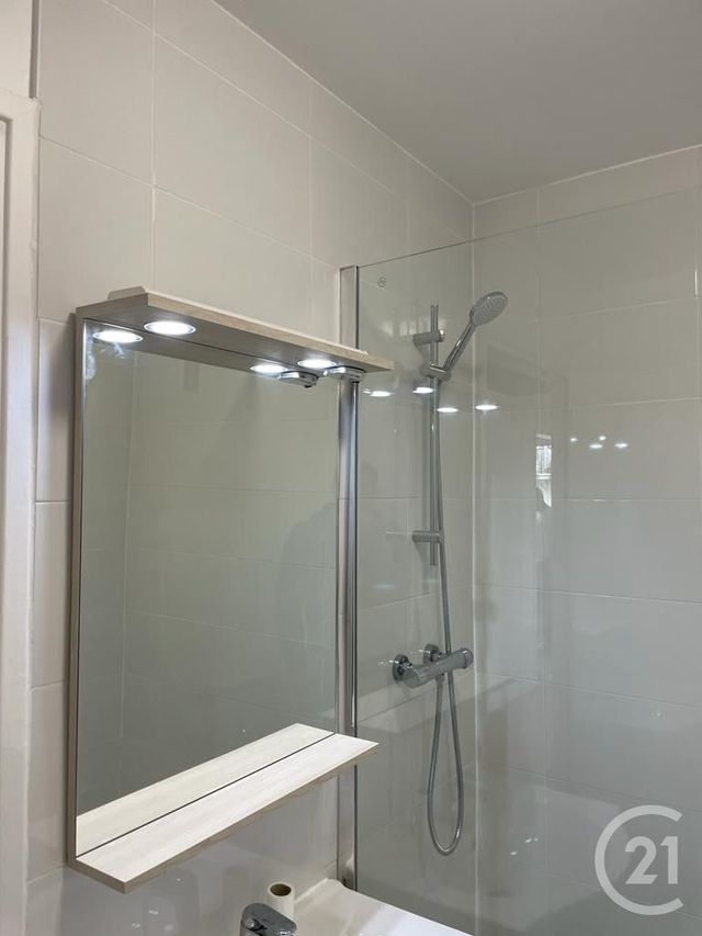 Appartement F1 à louer - 1 pièce - 30.0 m2 - ASNIERES SUR SEINE - 92 - ILE-DE-FRANCE - Century 21 Beaurepaire