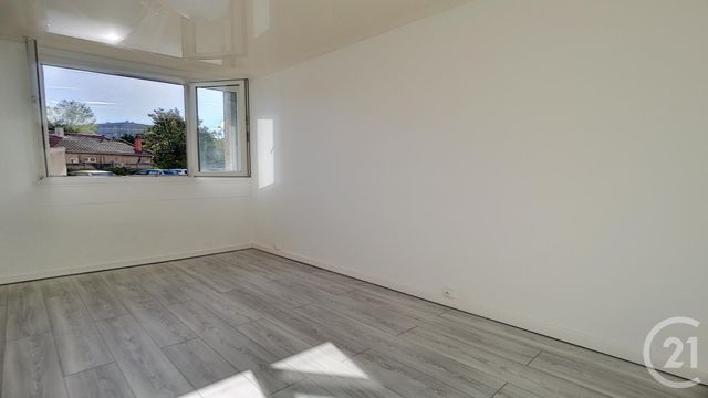 Afficher la photo en grand Appartement F3 à louer - 3 pièces - 54.62 m2 - COLOMBES - 92 - ILE-DE-FRANCE - Century 21 Beaurepaire