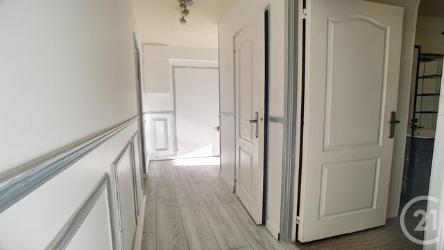 Afficher la photo en grand Appartement F3 à louer - 3 pièces - 54.62 m2 - COLOMBES - 92 - ILE-DE-FRANCE - Century 21 Beaurepaire