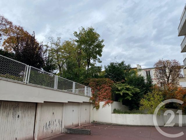 parking à louer - 18.0 m2 - ASNIERES SUR SEINE - 92 - ILE-DE-FRANCE - Century 21 Beaurepaire