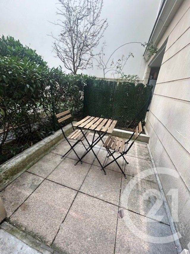 Appartement F1 à louer - 1 pièce - 32.0 m2 - COLOMBES - 92 - ILE-DE-FRANCE - Century 21 Beaurepaire