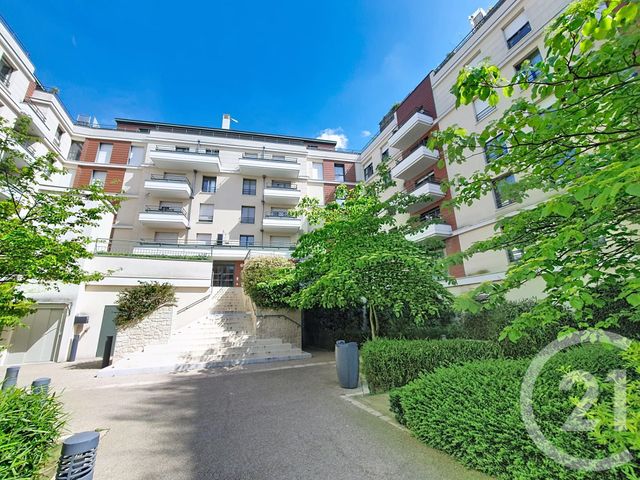Appartement F3 à vendre - 3 pièces - 60.81 m2 - COLOMBES - 92 - ILE-DE-FRANCE - Century 21 Beaurepaire