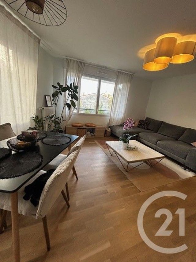 Appartement F2 à louer - 2 pièces - 53.5 m2 - COLOMBES - 92 - ILE-DE-FRANCE - Century 21 Beaurepaire
