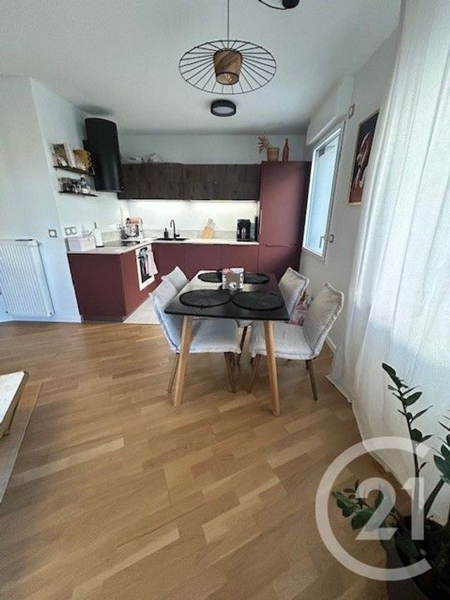 Appartement F2 à louer - 2 pièces - 53.5 m2 - COLOMBES - 92 - ILE-DE-FRANCE - Century 21 Beaurepaire