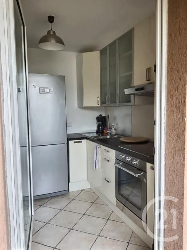 Appartement F2 à louer - 2 pièces - 51.0 m2 - ASNIERES SUR SEINE - 92 - ILE-DE-FRANCE - Century 21 Beaurepaire