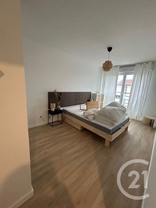 Appartement à louer - 3 pièces - 62.0 m2 - COLOMBES - 92 - ILE-DE-FRANCE - Century 21 Beaurepaire