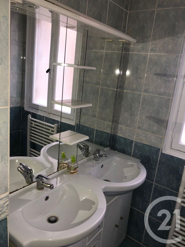 Appartement F3 à louer - 3 pièces - 71.0 m2 - ASNIERES SUR SEINE - 92 - ILE-DE-FRANCE - Century 21 Beaurepaire