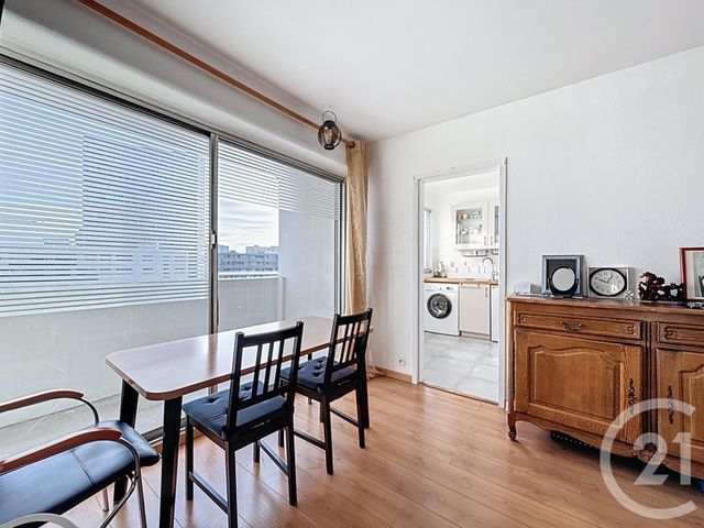 Appartement F2 à vendre - 2 pièces - 46.56 m2 - COLOMBES - 92 - ILE-DE-FRANCE - Century 21 Beaurepaire