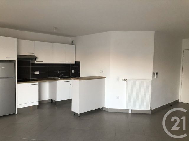 Appartement à louer - 3 pièces - 68.0 m2 - COLOMBES - 92 - ILE-DE-FRANCE - Century 21 Beaurepaire