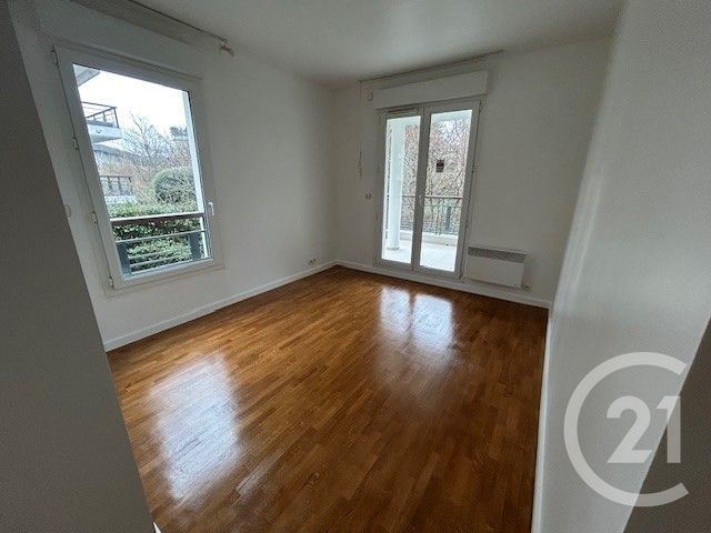 Appartement F3 à louer - 3 pièces - 69.0 m2 - BOIS COLOMBES - 92 - ILE-DE-FRANCE - Century 21 Beaurepaire