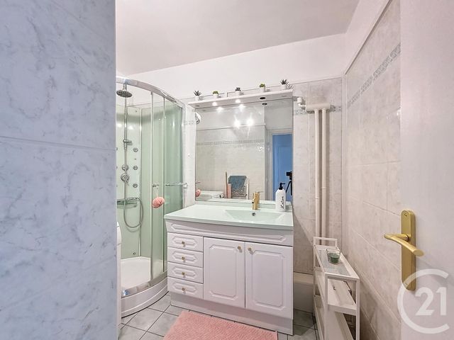 Appartement F3 à vendre - 3 pièces - 49.55 m2 - COLOMBES - 92 - ILE-DE-FRANCE - Century 21 Beaurepaire