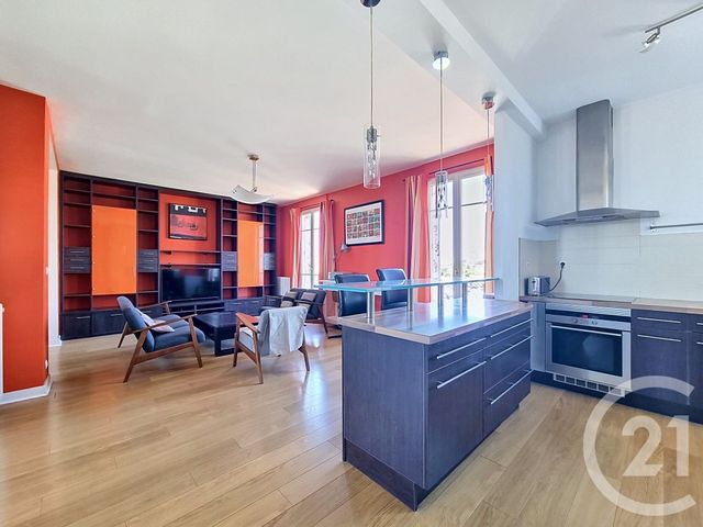 Appartement à vendre - 6 pièces - 100.7 m2 - COLOMBES - 92 - ILE-DE-FRANCE - Century 21 Beaurepaire