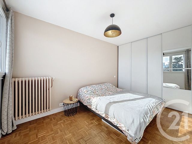 Appartement F3 à vendre - 3 pièces - 64.85 m2 - COLOMBES - 92 - ILE-DE-FRANCE - Century 21 Beaurepaire