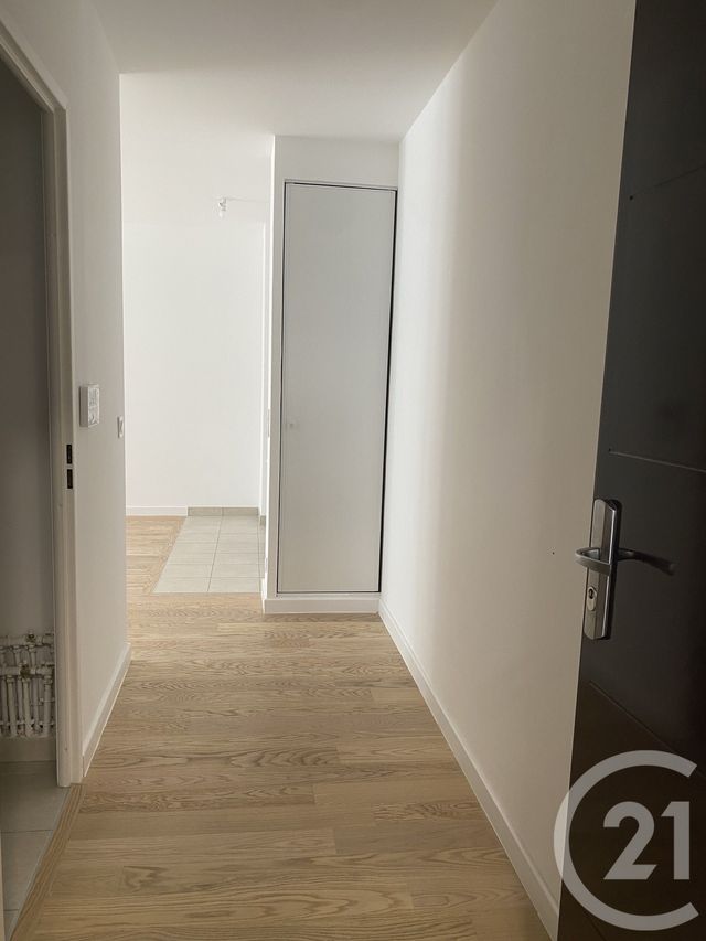 Appartement F1 à louer - 1 pièce - 29.0 m2 - BEZONS - 95 - ILE-DE-FRANCE - Century 21 Beaurepaire