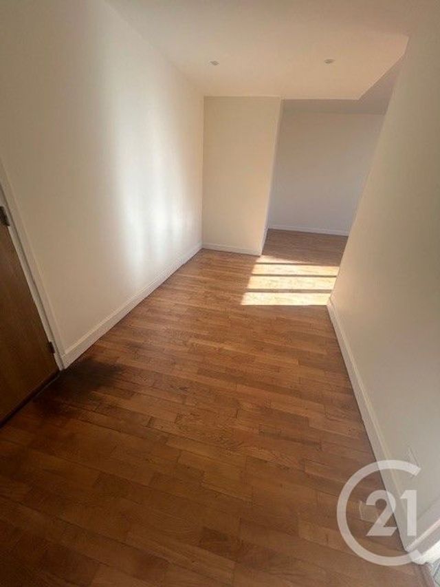 Appartement F3 à louer - 3 pièces - 82.0 m2 - BEZONS - 95 - ILE-DE-FRANCE - Century 21 Beaurepaire