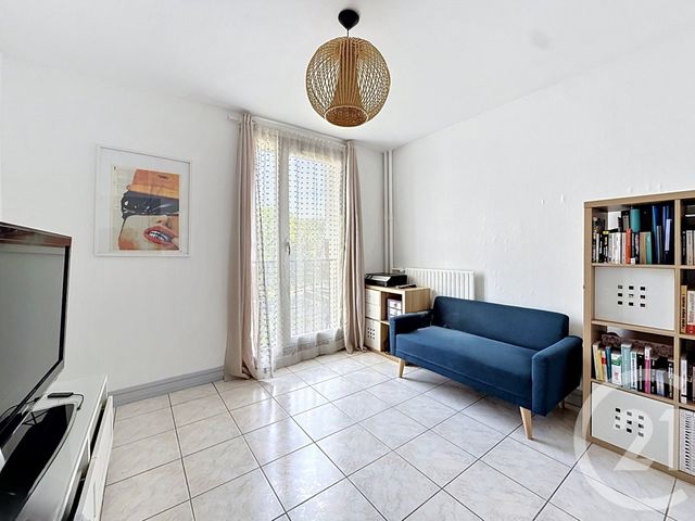 Appartement F5 à vendre - 5 pièces - 93.25 m2 - COLOMBES - 92 - ILE-DE-FRANCE - Century 21 Beaurepaire
