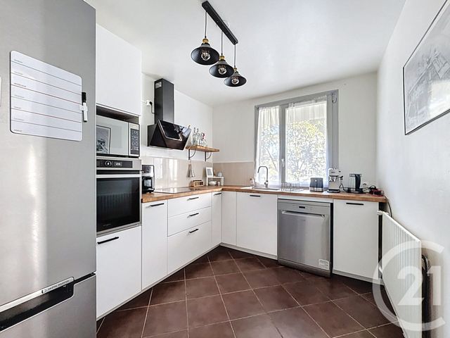 Appartement F5 à vendre - 5 pièces - 93.25 m2 - COLOMBES - 92 - ILE-DE-FRANCE - Century 21 Beaurepaire