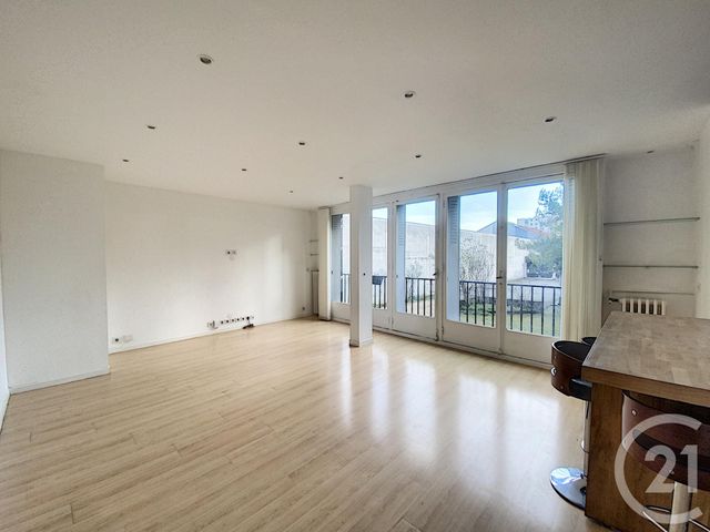 Appartement F3 à louer COLOMBES
