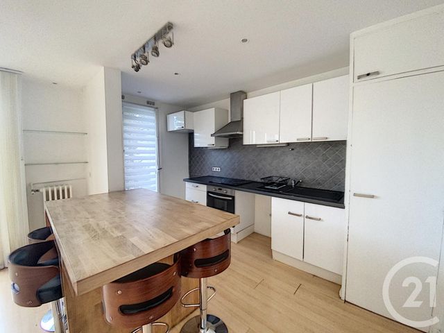 Appartement F3 à louer - 3 pièces - 64.01 m2 - COLOMBES - 92 - ILE-DE-FRANCE - Century 21 Beaurepaire