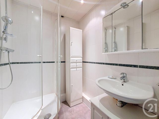 Appartement F5 à vendre - 5 pièces - 94.42 m2 - COLOMBES - 92 - ILE-DE-FRANCE - Century 21 Beaurepaire