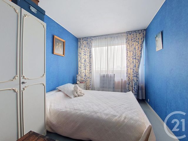 Appartement F5 à vendre - 5 pièces - 94.42 m2 - COLOMBES - 92 - ILE-DE-FRANCE - Century 21 Beaurepaire
