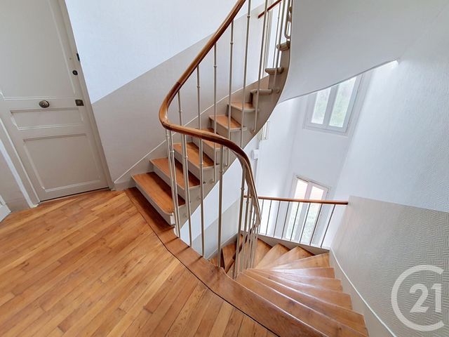 Appartement Studio à vendre - 1 pièce - 32.42 m2 - LA GARENNE COLOMBES - 92 - ILE-DE-FRANCE - Century 21 Beaurepaire