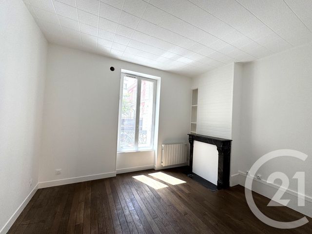 Appartement F2 à louer - 2 pièces - 26.75 m2 - PUTEAUX - 92 - ILE-DE-FRANCE - Century 21 Beaurepaire