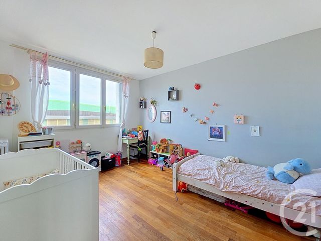Appartement F3 à vendre - 3 pièces - 57.71 m2 - COLOMBES - 92 - ILE-DE-FRANCE - Century 21 Beaurepaire