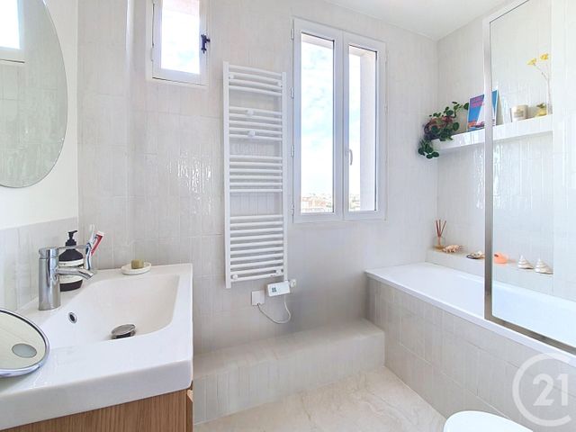 Appartement Duplex à vendre - 4 pièces - 48.05 m2 - ASNIERES SUR SEINE - 92 - ILE-DE-FRANCE - Century 21 Beaurepaire