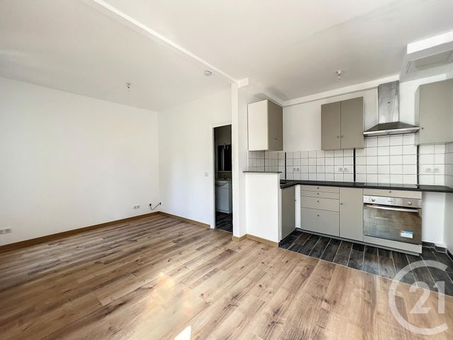 Appartement F1 à louer - 1 pièce - 21.77 m2 - COLOMBES - 92 - ILE-DE-FRANCE - Century 21 Beaurepaire
