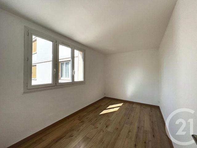 Appartement F4 à louer - 4 pièces - 81.0 m2 - COLOMBES - 92 - ILE-DE-FRANCE - Century 21 Beaurepaire