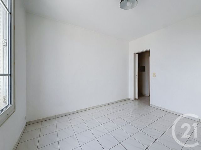 Appartement F2 à vendre - 2 pièces - 32.3 m2 - COLOMBES - 92 - ILE-DE-FRANCE - Century 21 Beaurepaire