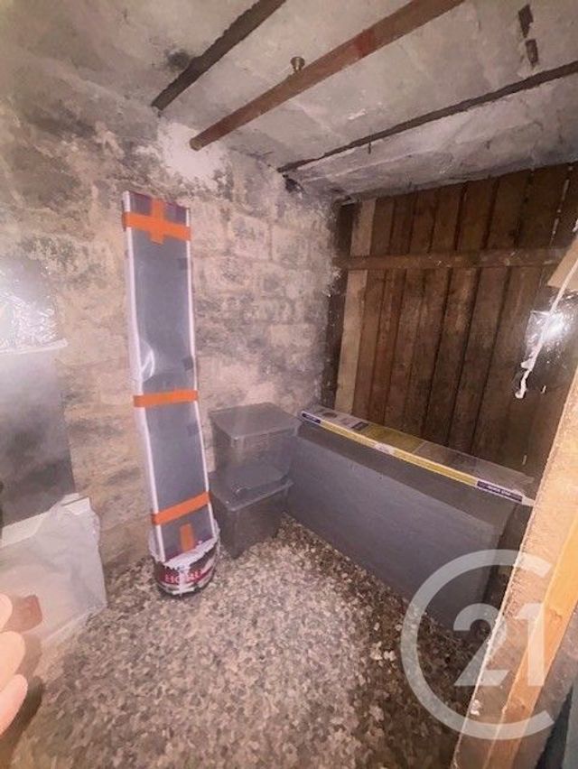 Appartement F1 à louer - 1 pièce - 23.0 m2 - BOIS COLOMBES - 92 - ILE-DE-FRANCE - Century 21 Beaurepaire