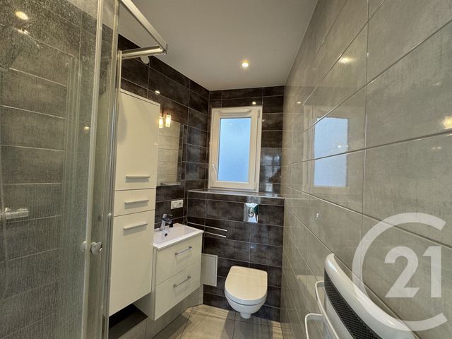 Appartement F2 à louer - 2 pièces - 29.73 m2 - SURESNES - 92 - ILE-DE-FRANCE - Century 21 Beaurepaire