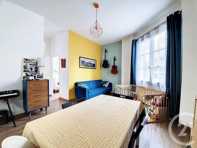 Appartement F2/3 à vendre - 3 pièces - 56.01 m2 - COLOMBES - 92 - ILE-DE-FRANCE - Century 21 Beaurepaire