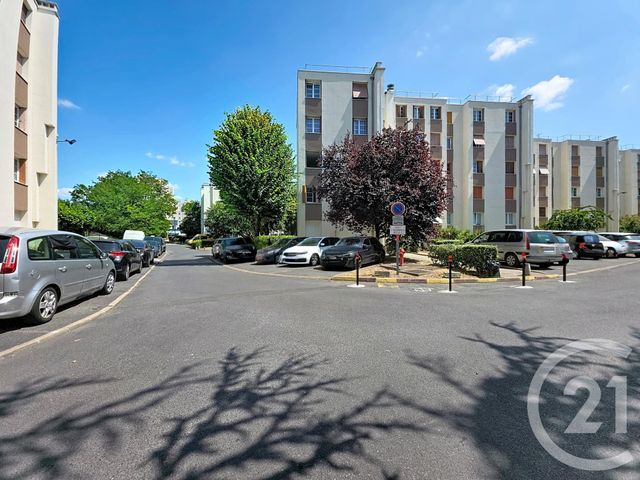 Appartement F3 à vendre - 3 pièces - 56.27 m2 - COLOMBES - 92 - ILE-DE-FRANCE - Century 21 Beaurepaire