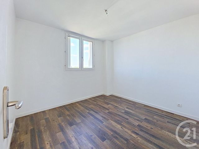 Appartement F3 à vendre - 3 pièces - 56.27 m2 - COLOMBES - 92 - ILE-DE-FRANCE - Century 21 Beaurepaire