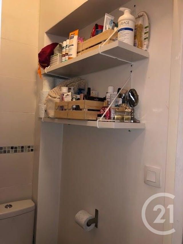 Appartement F2 à louer - 2 pièces - 29.0 m2 - BOIS COLOMBES - 92 - ILE-DE-FRANCE - Century 21 Beaurepaire