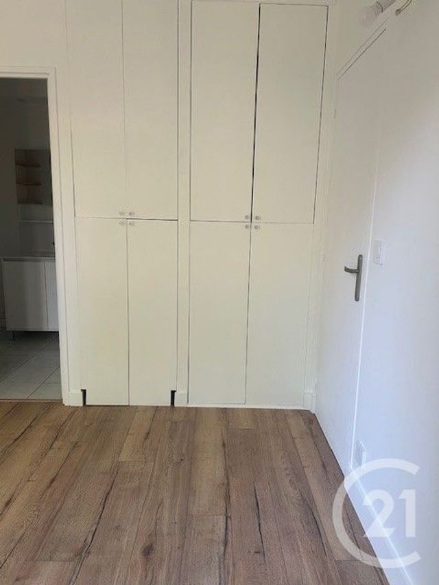 Appartement Studio à louer - 1 pièce - 32.32 m2 - COLOMBES - 92 - ILE-DE-FRANCE - Century 21 Beaurepaire