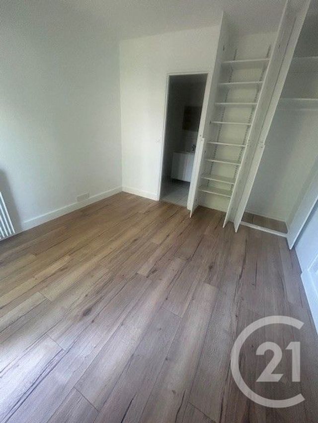 Appartement Studio à louer - 1 pièce - 32.32 m2 - COLOMBES - 92 - ILE-DE-FRANCE - Century 21 Beaurepaire
