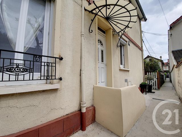 Appartement F2 à louer - 2 pièces - 32.76 m2 - COLOMBES - 92 - ILE-DE-FRANCE - Century 21 Beaurepaire
