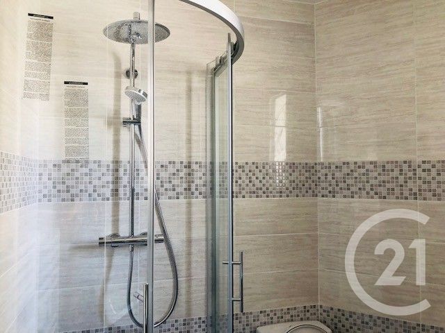 Appartement à louer - 3 pièces - 65.0 m2 - ASNIERES SUR SEINE - 92 - ILE-DE-FRANCE - Century 21 Beaurepaire