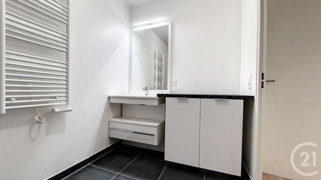 Appartement F3 à louer - 3 pièces - 62.17 m2 - COLOMBES - 92 - ILE-DE-FRANCE - Century 21 Beaurepaire