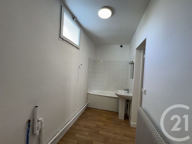 Appartement F2 à louer - 2 pièces - 35.52 m2 - NANTERRE - 92 - ILE-DE-FRANCE - Century 21 Beaurepaire