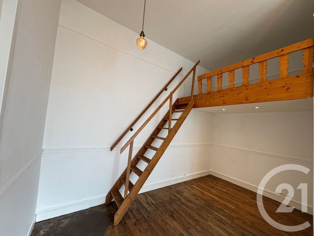 Appartement F1 à louer - 1 pièce - 20.5 m2 - ASNIERES SUR SEINE - 92 - ILE-DE-FRANCE - Century 21 Beaurepaire