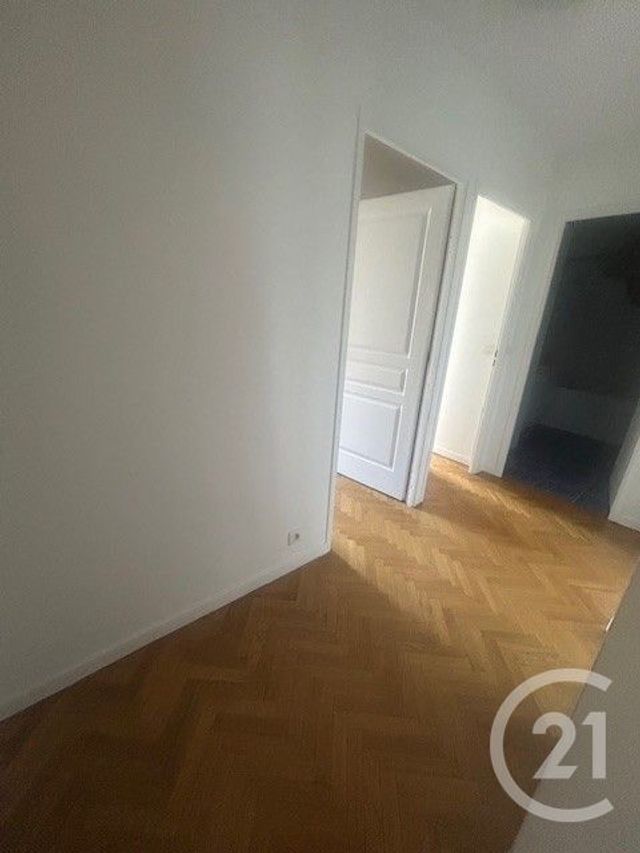 Appartement F3 à louer - 3 pièces - 69.0 m2 - ASNIERES SUR SEINE - 92 - ILE-DE-FRANCE - Century 21 Beaurepaire