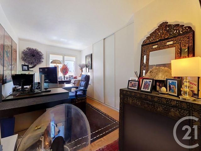Appartement F2/3 à vendre - 3 pièces - 54.62 m2 - COLOMBES - 92 - ILE-DE-FRANCE - Century 21 Beaurepaire