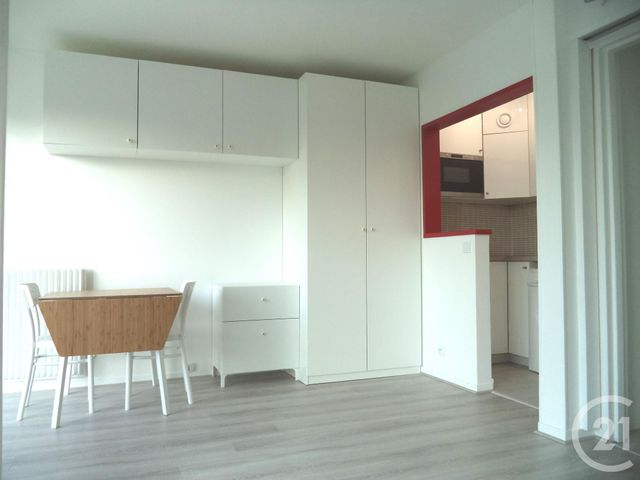 Appartement Studio à louer - 1 pièce - 24.46 m2 - COLOMBES - 92 - ILE-DE-FRANCE - Century 21 Beaurepaire