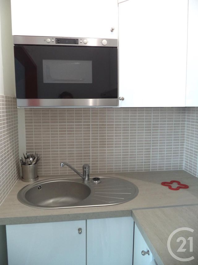 Appartement Studio à louer - 1 pièce - 24.46 m2 - COLOMBES - 92 - ILE-DE-FRANCE - Century 21 Beaurepaire