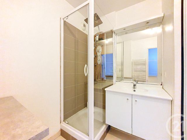 Appartement F2 à vendre - 2 pièces - 46.25 m2 - COLOMBES - 92 - ILE-DE-FRANCE - Century 21 Beaurepaire